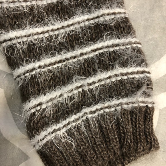 Fluffy brown and white Turkish Women’s Sweater Wool stretchy Red Roza Brand - Picture 7 of 10